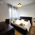 شقة فندقية 7 Lakes 4*