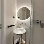 7 Lakes Lejlighedshotel 4*