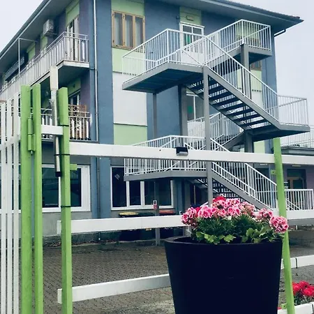Apartmanhotel 7 Lakes Burolo