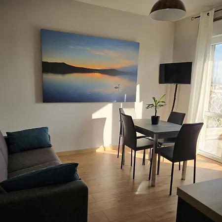 7 Lakes Apartahotel 4*