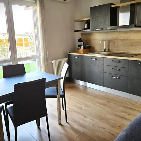 7 Lakes Apart Otel Burolo