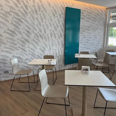 7 Lakes Hotel apartamentowy 4*