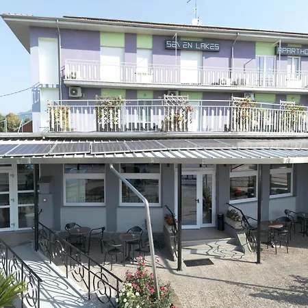 Lejlighedshotel 7 Lakes Burolo