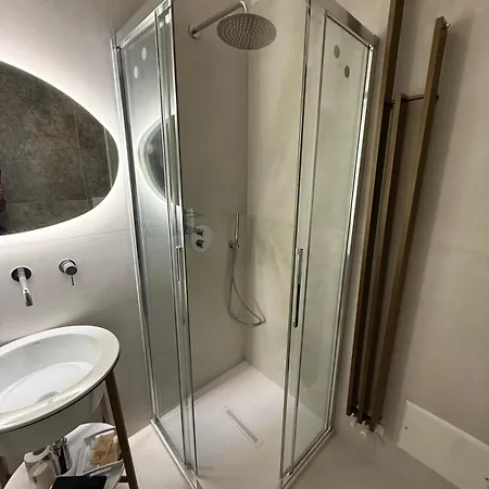 7 Lakes Aparthotel