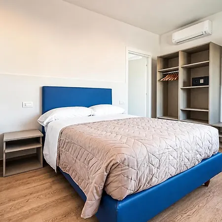7 Lakes Aparthotel